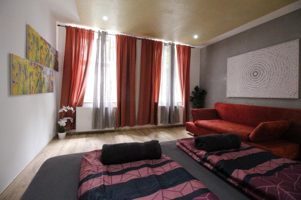 Private Triple Bedroom Rf1 Viena Exterior foto