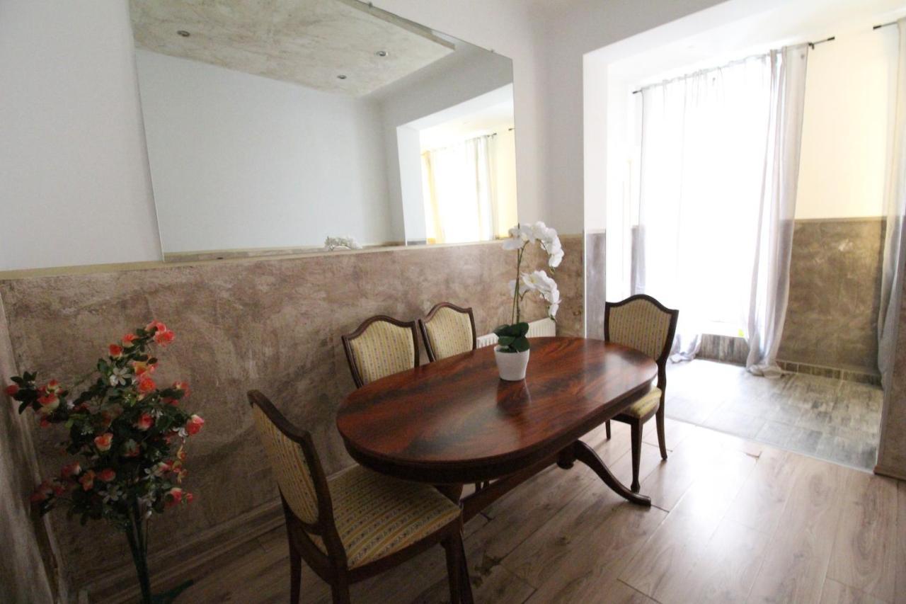 Private Triple Bedroom Rf1 Viena Exterior foto
